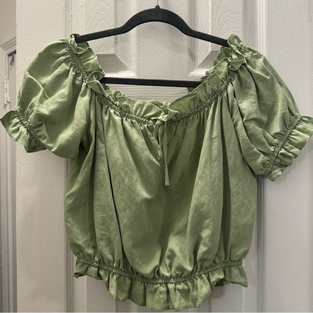 H&M green linen cottagecore puff sleeve off the shoulder ruffle crop top Size 8